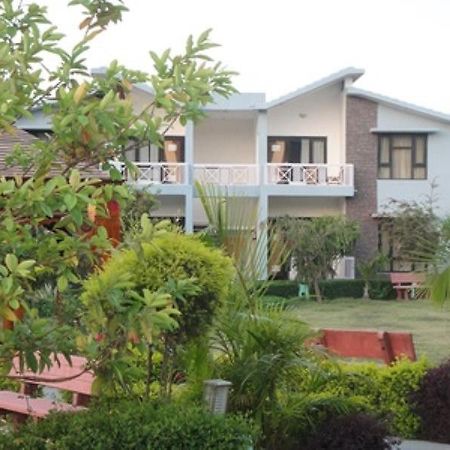 Anand Corbett Aamod Resort & Spa Jim Corbett National Park Exterior photo